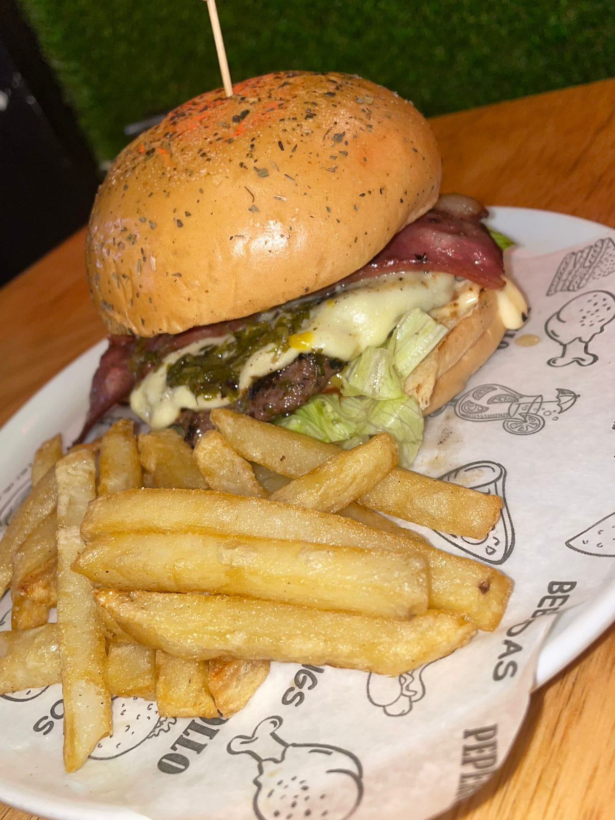 Hamburguesa de la casa